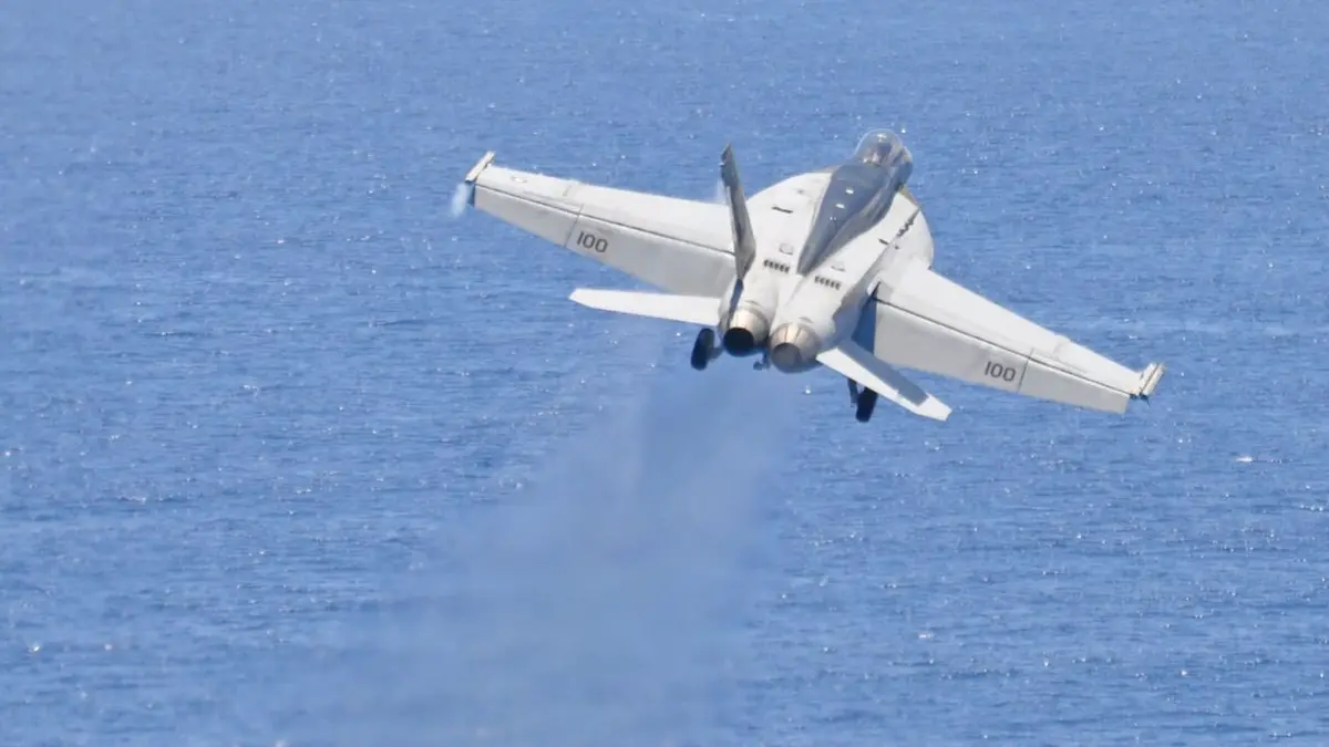 Les combattants du ciel Un F-18, deux générations