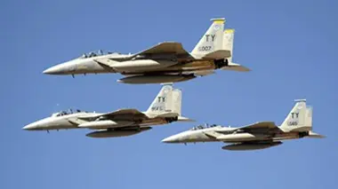 Les combattants du ciel E01 F-15 E Eagle