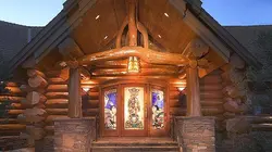 Les constructeurs de l'extrême