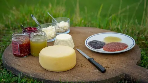 Les délices de Toscane S01E03 Au coeur du pays