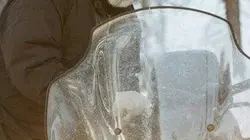 Les derniers Alaskiens S01E03 L'hiver approche