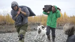 Les derniers Alaskiens E05 La chasse est ouverte