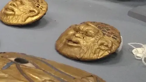 Les derniers jours de Toutânkhamon S01E02