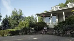 Les derniers rescapés  S01E01 La fin est le commencement