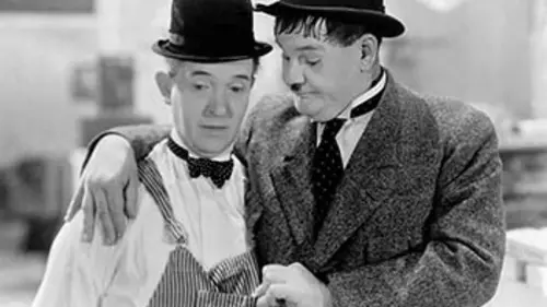 Les deux électriciens