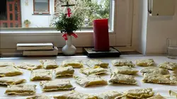 Les dieux passent à table  Les chrétiens d'Europe