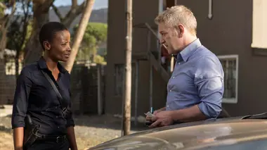 Les enquêtes de l'inspecteur Wallander S04E01 La lionne blanche