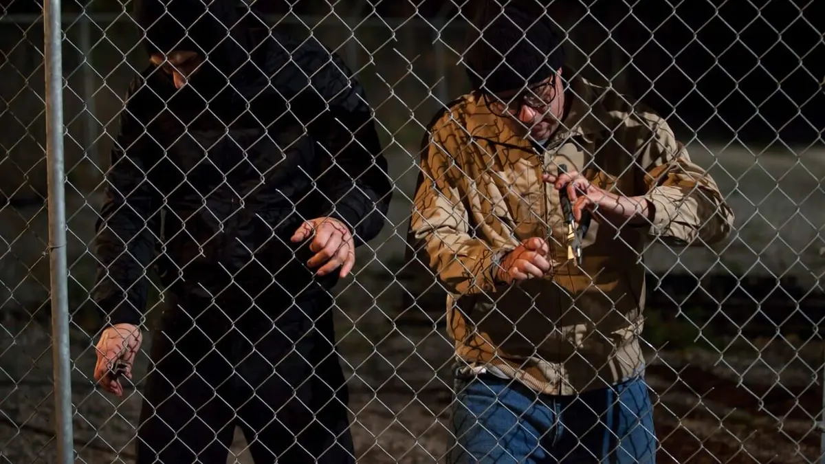 Les évadés de l'enfer E04 Indestructibles