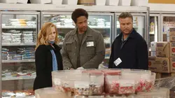 Les experts S04E14 Une pluie de balles