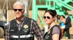 Les experts  S13E03 Fleur sauvage