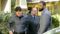 Les experts S08E14 Meurtres à tous les étages