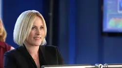 Les experts S14E21 Liaison virtuelle