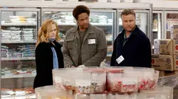 Les experts S04E14 Une pluie de balles