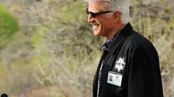 Les experts S12E21 Les trois mousquetaires