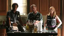 Les experts S06E03 Une dent contre elle