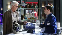 Les experts S13E06 De la balle au prisonnier