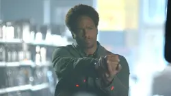 Les experts S04E14 Une pluie de balles