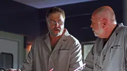 Les experts S09E06 Say Uncle en streaming