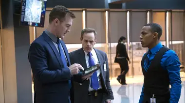 Les Experts : Cyber S01E03 Meurtres en taxi