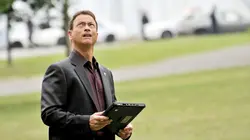 Les experts : Manhattan S06E09 Même heure même endroit