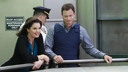 Les experts : Manhattan S07E01 Le 34e étage