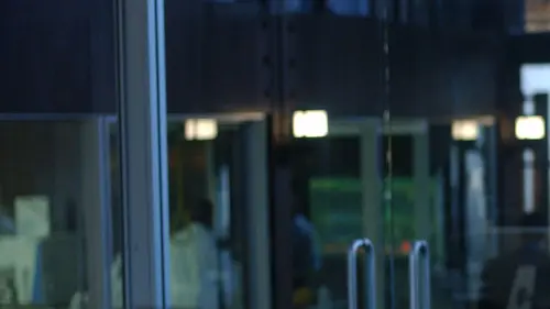 Casting Les experts : Manhattan S01E17 La chute