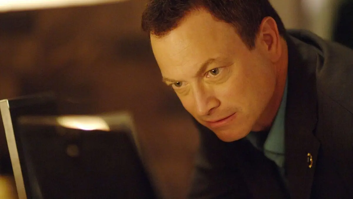 Les experts : Manhattan S02E05 Du sang jeune