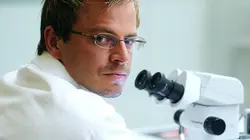 Les experts : Manhattan S01E02 Les créatures de la nuit