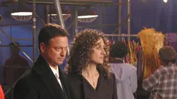 Les experts : Manhattan S01E14 Du sang de la sueur et des larmes