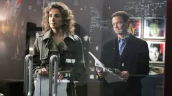 Les experts : Manhattan S03E16 Coeur de verre