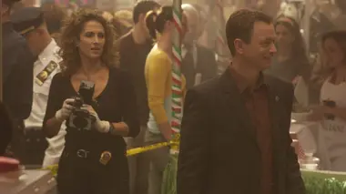 Les experts : Manhattan S06E17 Ça vaut de l'or