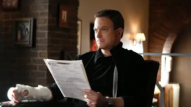 Les experts : Manhattan S06E22 Fenêtre sur rue