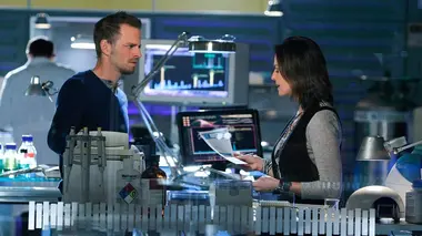 Les experts : Manhattan S07E15 Vigilante