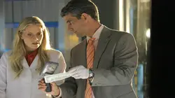 Les experts : Miami S04E20 Chute libre