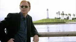 Les experts : Miami S08E16 Aller-retour à L.A.