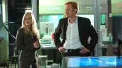 Les experts : Miami S02E09 Romance en eaux troubles