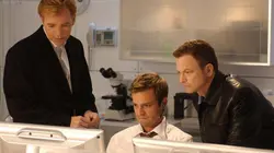 Les experts : Miami S02E23 Poursuite à Manhattan