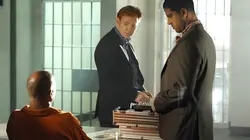 Les experts : Miami S06E03 Transfert à haut risque