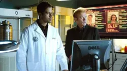 Les experts : Miami S04E02 Face aux requins