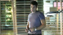 Les experts : Miami S01E18 Les experts à la loupe