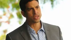 Les experts : Miami S08E23 L'un d'entre nous