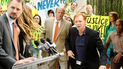 Les experts : Miami  S10E09 Le sang de nos vingt ans