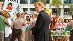 Les experts : Miami  S10E09 Le sang de nos vingt ans