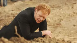 Les experts : Miami S05E18 Jamais 2 sans 3