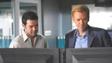 Les experts : Miami S01E14 Oeil pour oeil