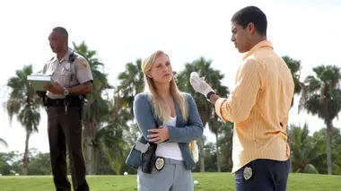 Les experts : Miami S03E04 Crimes sur le campus