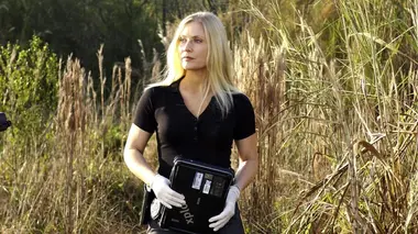 Les experts : Miami S03E16 Chasse à l'homme