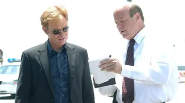 Les experts : Miami S04E03 Une proie dans la nuit