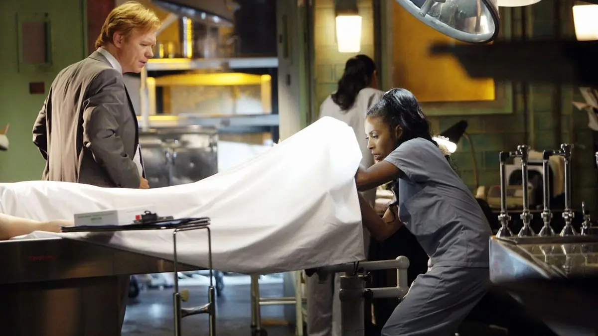 Visuel de Les experts : Miami S04E18 A deux doigts d'être coupable