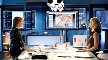 Les experts S14E07 Avis de tempête
